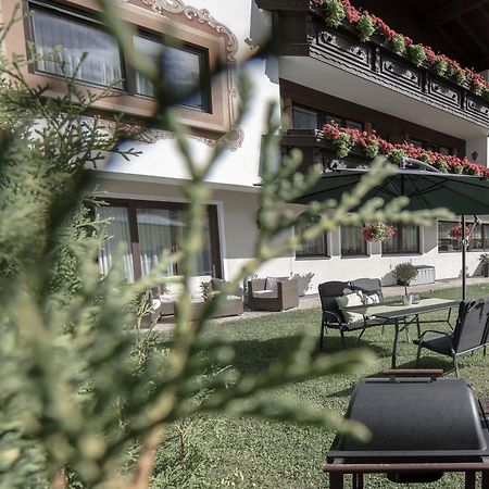 Garni Rustica Hotel Solden Exterior photo