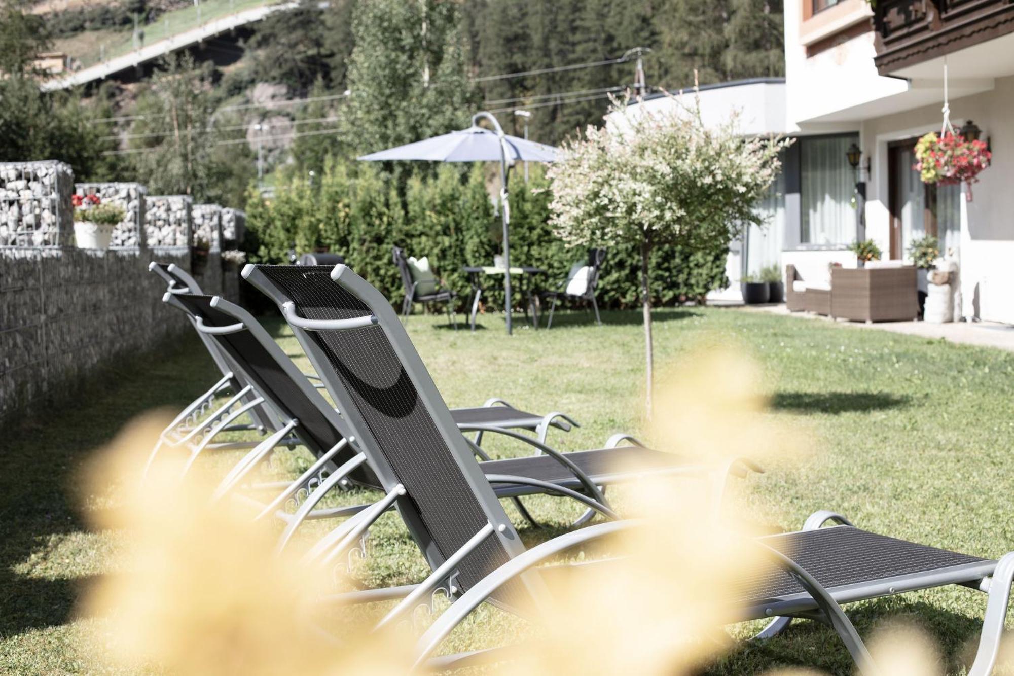 Garni Rustica Hotel Solden Exterior photo
